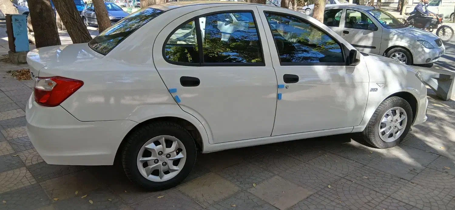 ساینا s دوگانه شرکتی|خودرو سواری و وانت|بروجرد, |دیوار