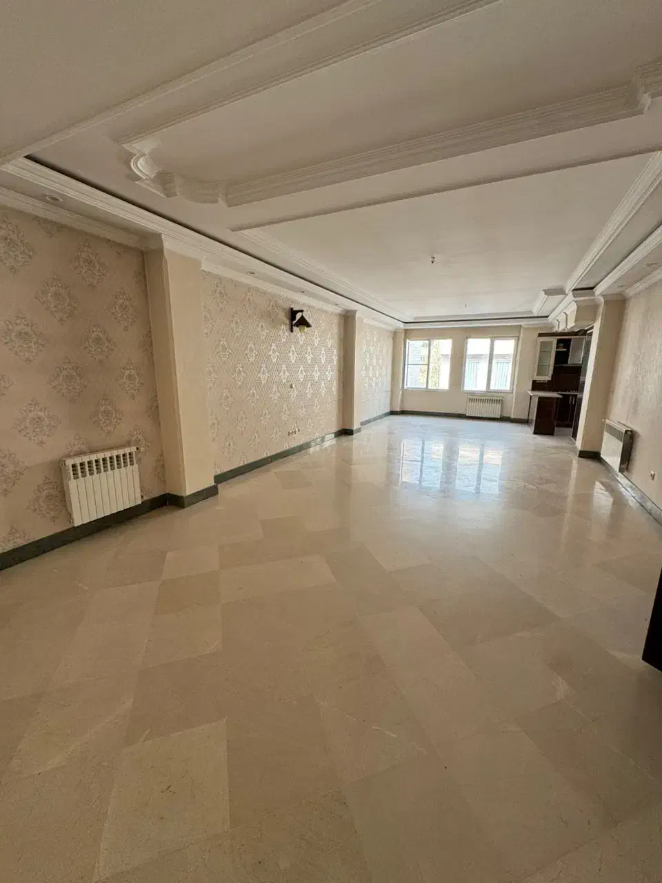 آپارتمان 120 متری فول/ بهترین لوکیشن شهرک راه آهن