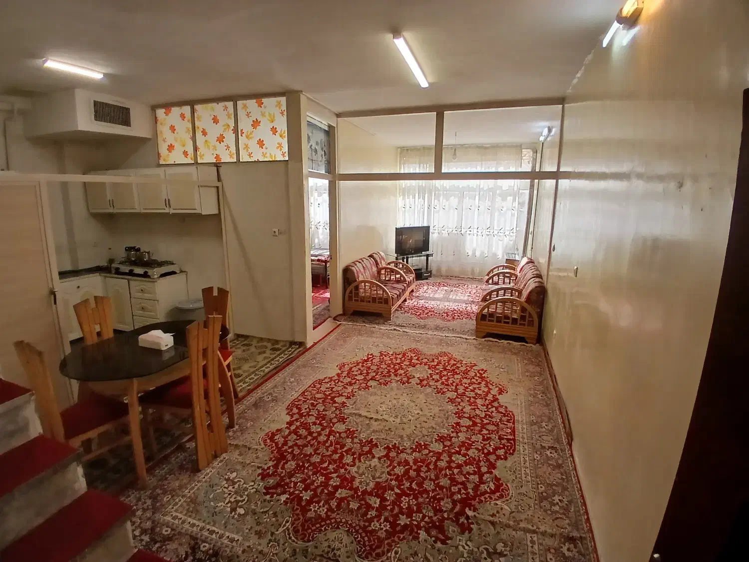 سوئیت آپارتمان دربستی مبله روزانه|اجارهٔ کوتاهمدت آپارتمان و سوئیت|اصفهان, شاهزید|دیوار