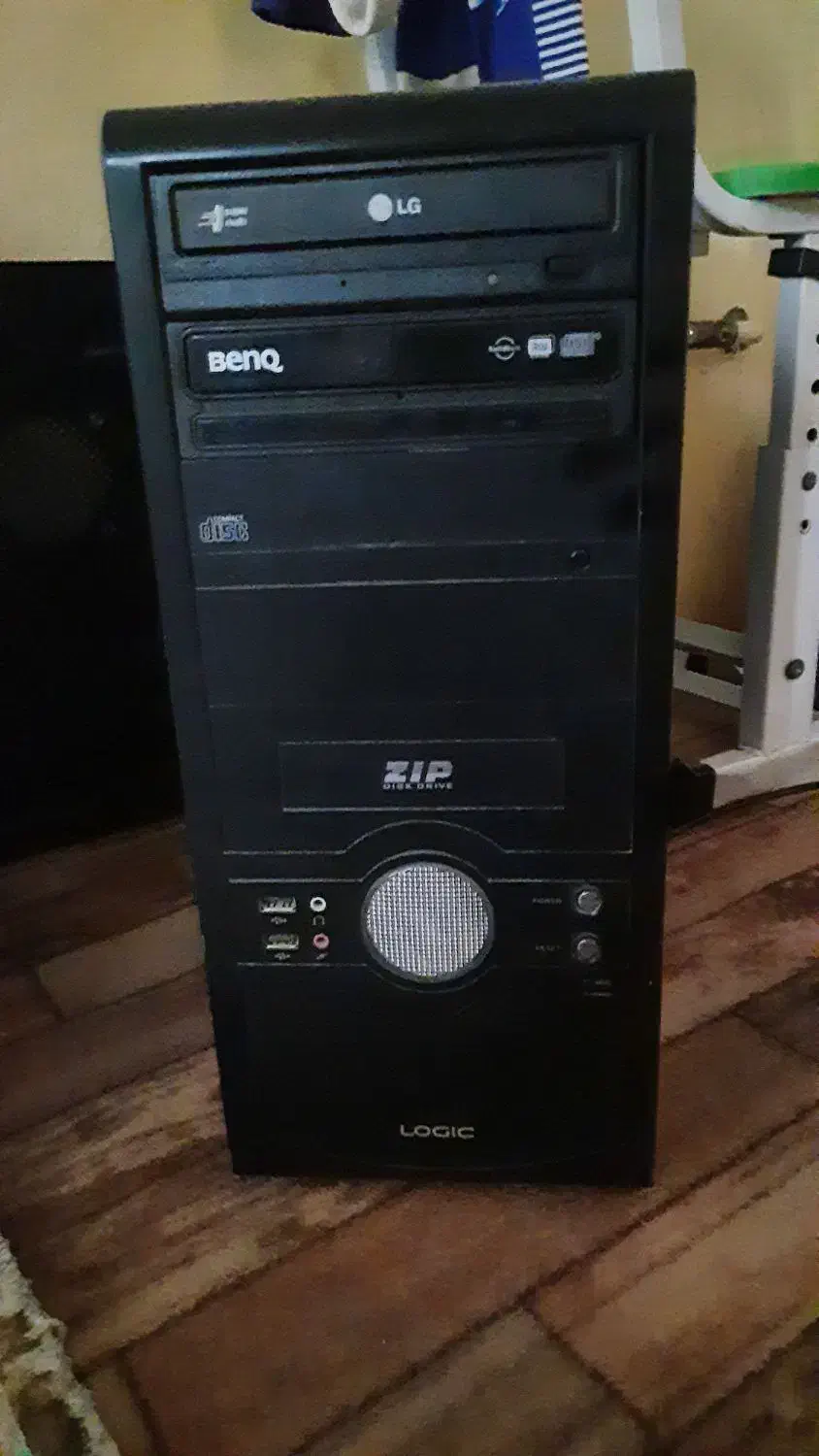 کامپیوتر قوی|رایانه رومیزی|خورموج, |دیوار