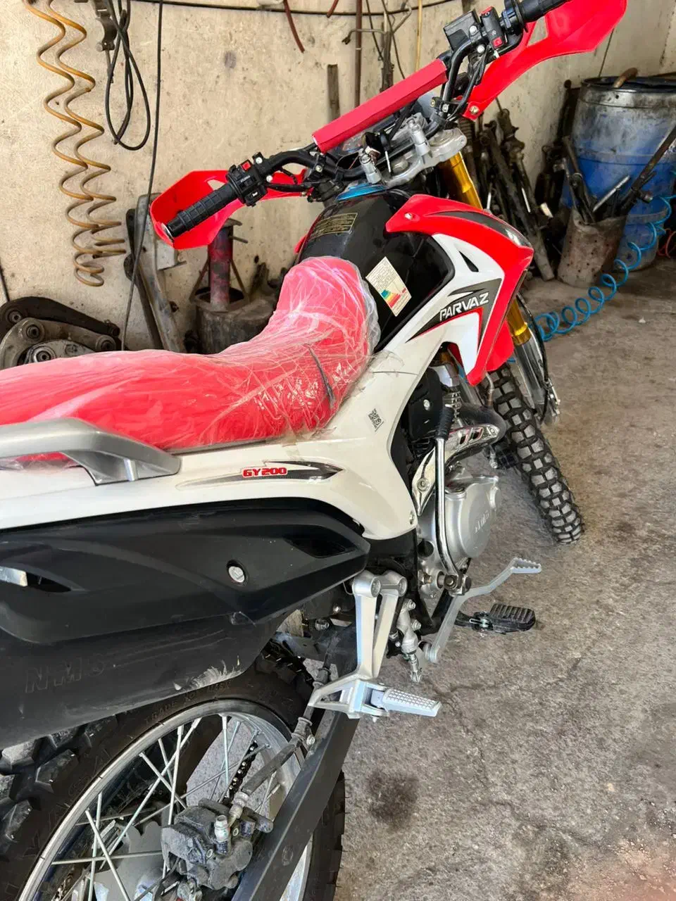پرواز 200|موتورسیکلت|رشت, بازار|دیوار