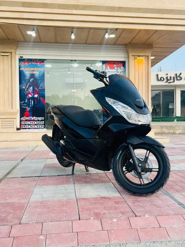 pcx125|موتورسیکلت|بندر دیر, |دیوار