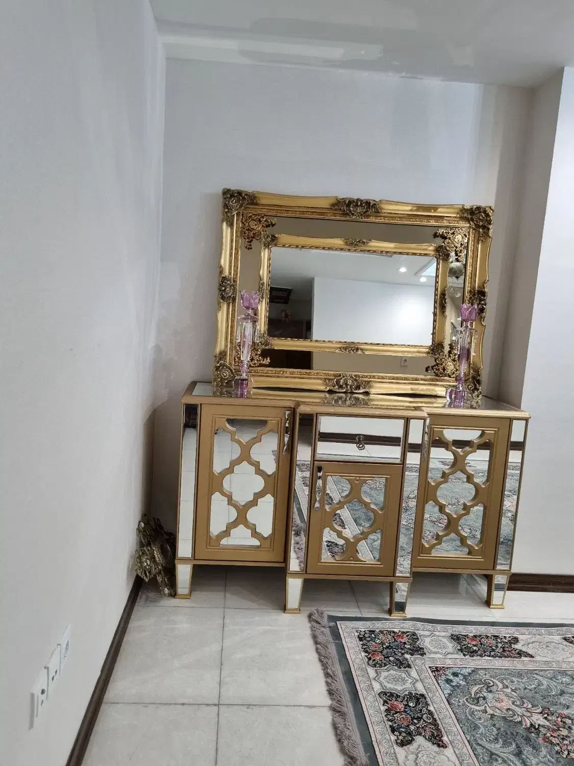 کنسول و آینه|بوفه، ویترین، کنسول|تهران, کوهک|دیوار