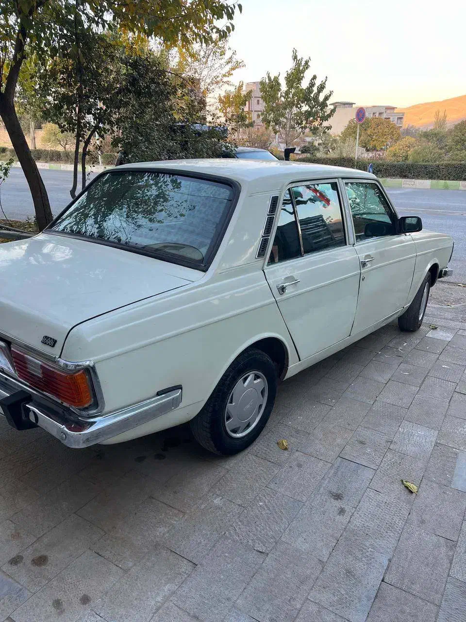 پیکان سواری 83 بی رنگ|خودرو سواری و وانت|خوانسار, |دیوار