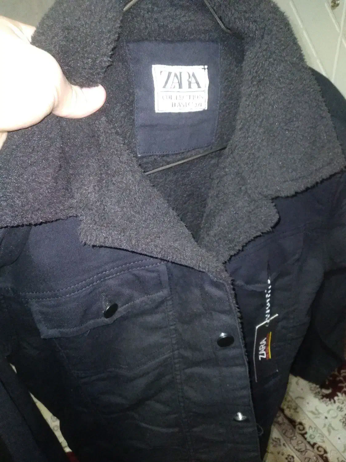 کت.|لباس|کرج, ساسانی (قلمستان)|دیوار