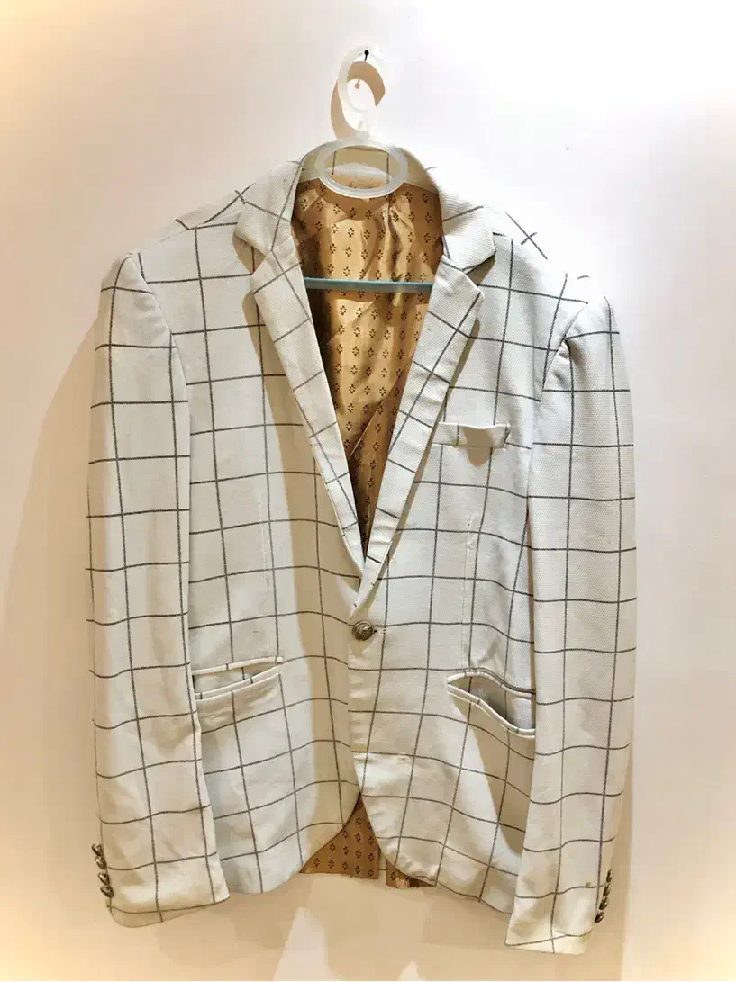 کت سفید چهارخونه برند ورساچه|لباس|رشت, جماران|دیوار