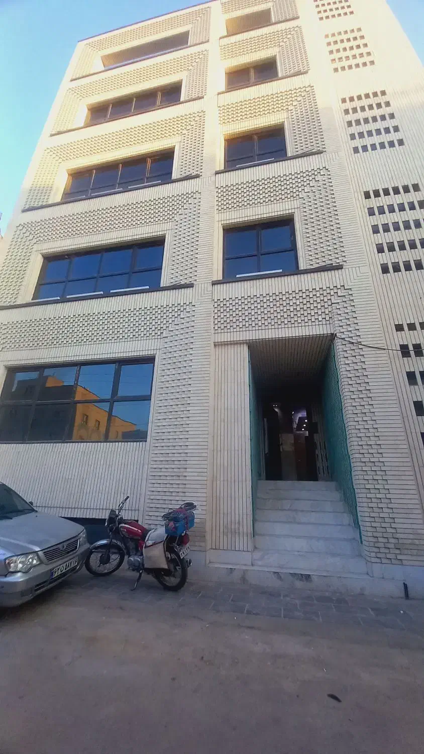 تعمیر و ریلاژ درب و پنجره دو جداره|خدمات پیشه و مهارت|قم, بکایی|دیوار