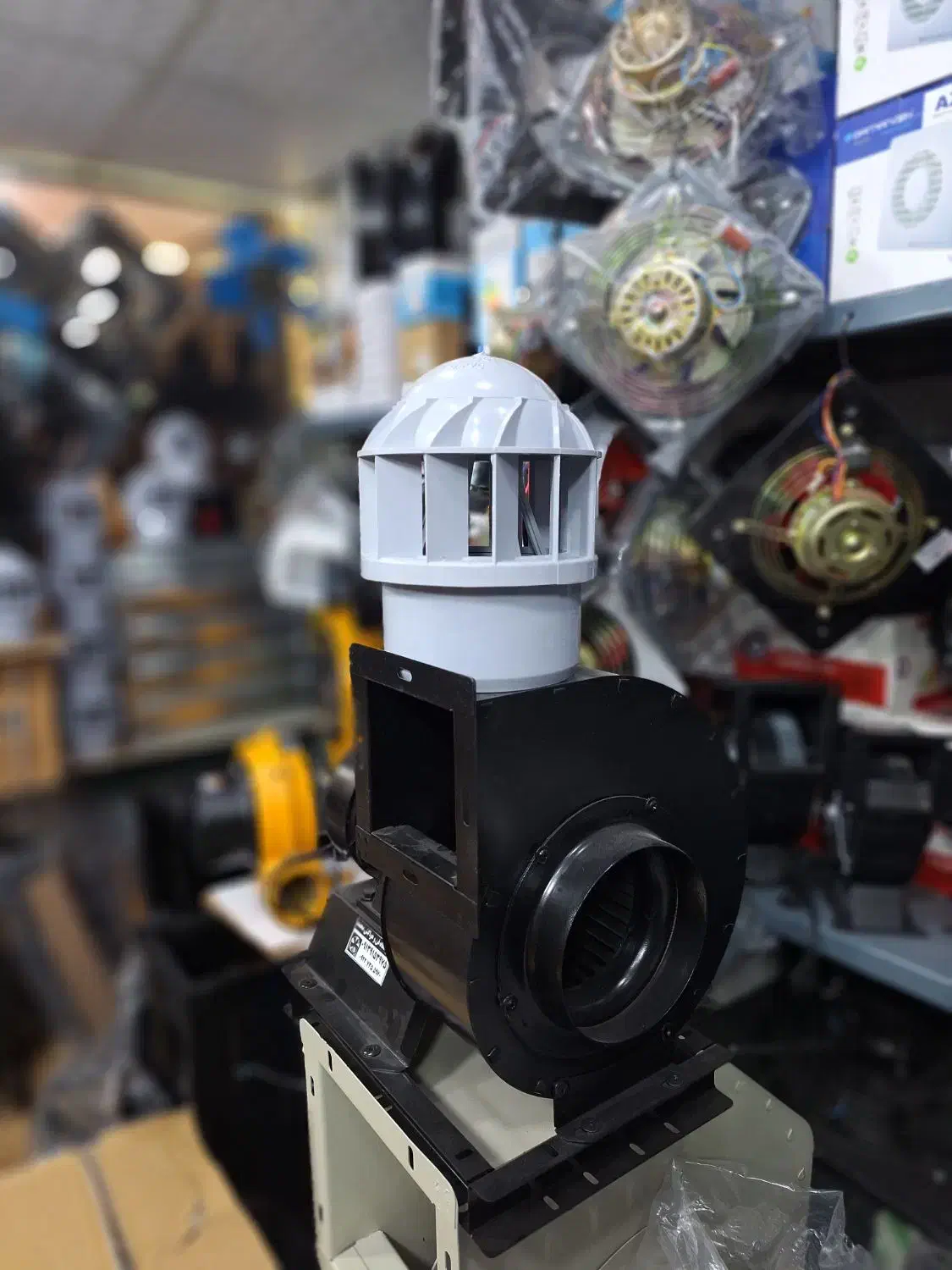 هواکش بلبرینگی گردان بدون برق‌ بادی|پنکه و تصفیه‌کنندهٔ هوا|اصفهان, شیخ اشراق|دیوار