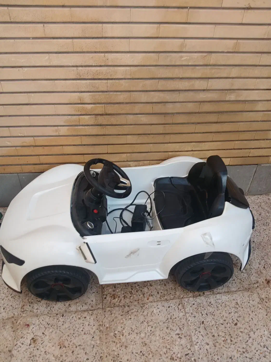 ماشین شارژی سه چرخه|اسباب و اثاث بچه|کاشان, عربها|دیوار