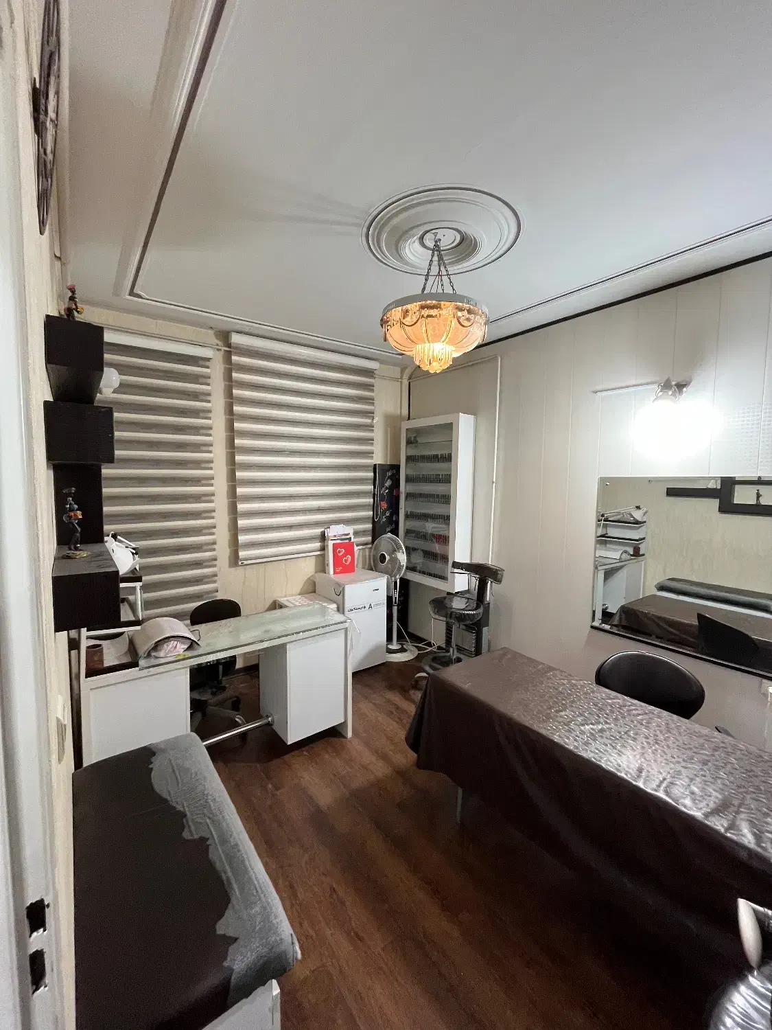 ناخن کار با سابقه|استخدام درمانی، زیبایی، بهداشتی|قزوین, |دیوار