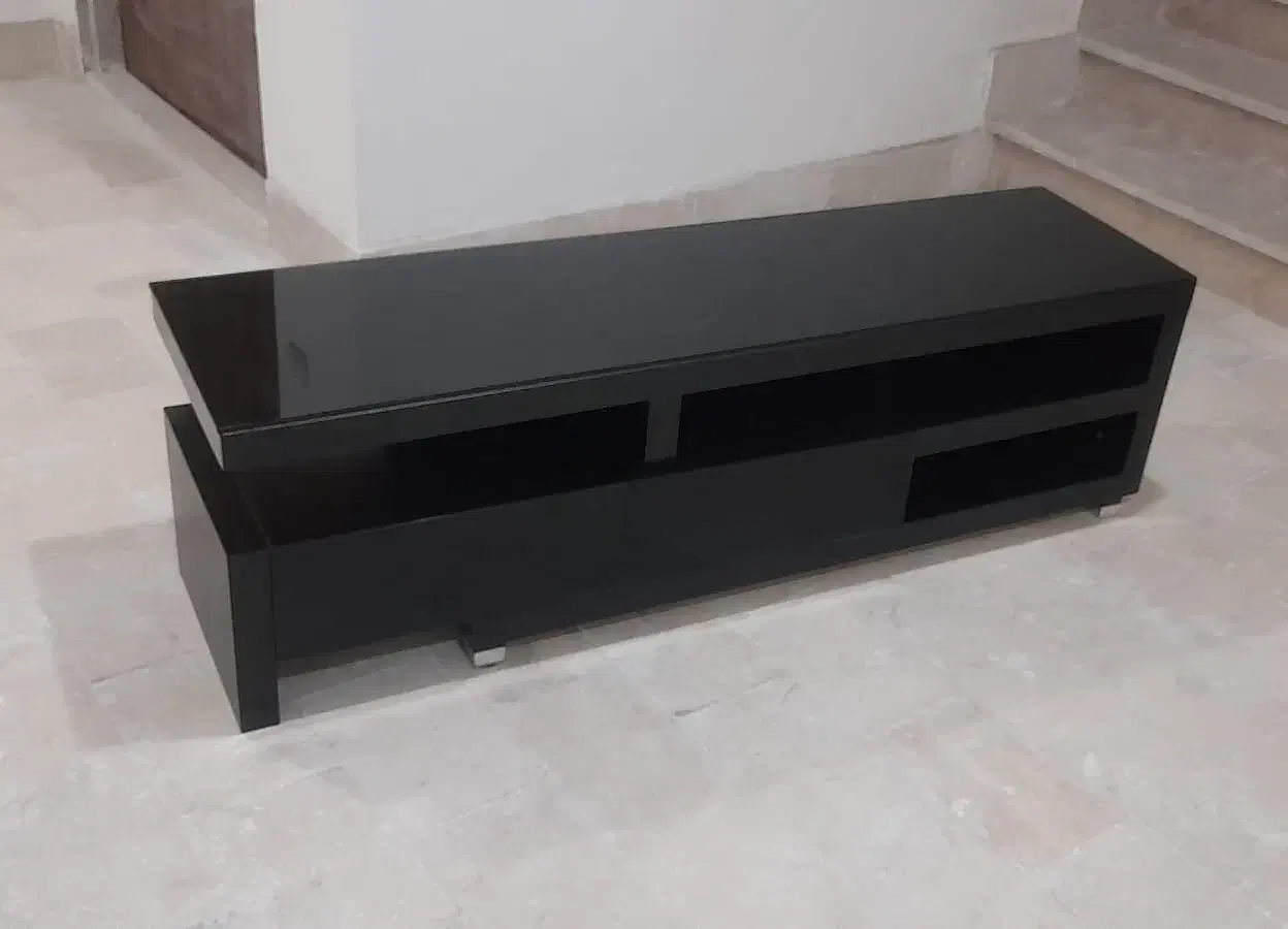 میز تلویزیون|میز تلویزیون|رودهن, |دیوار