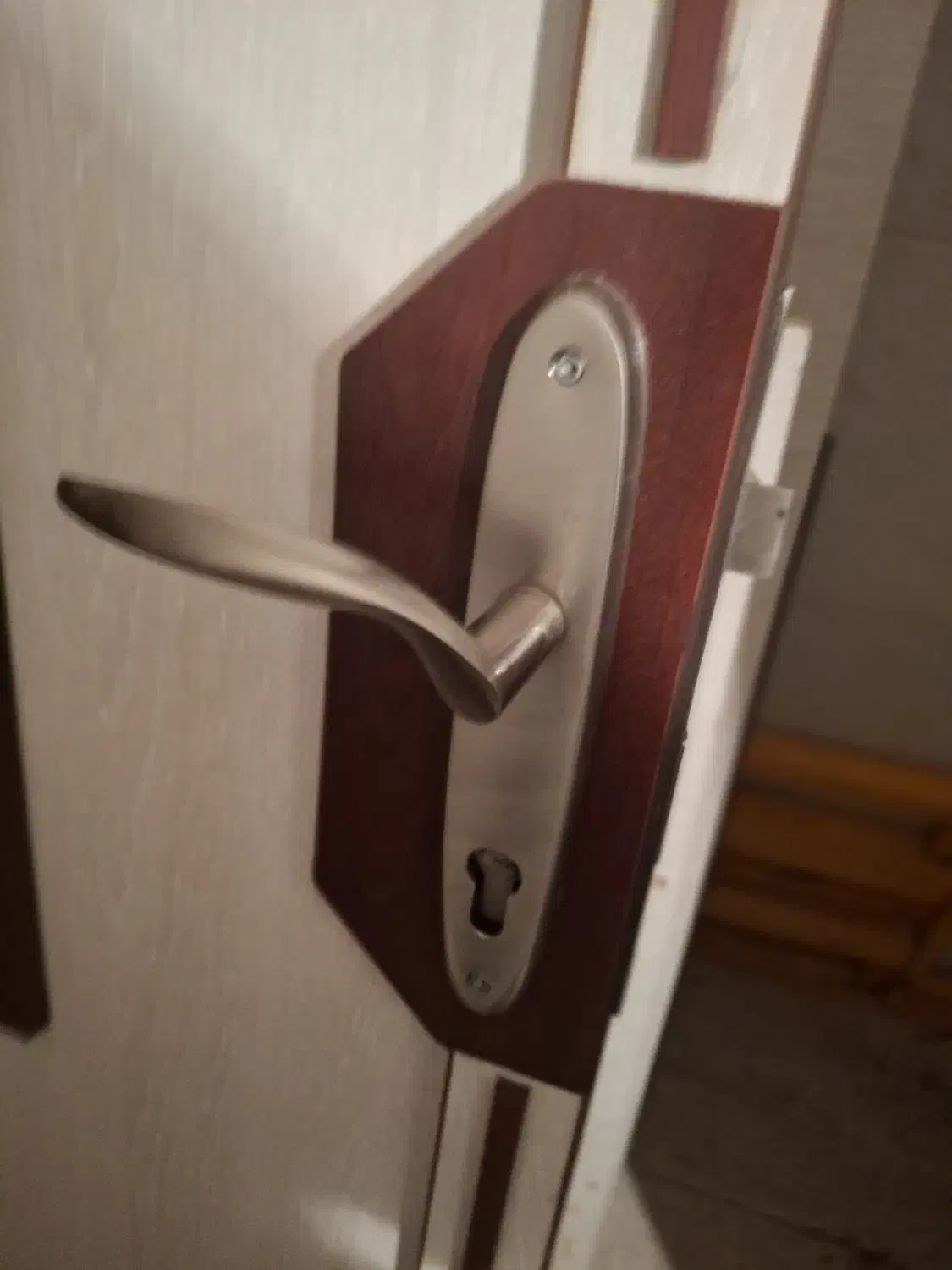 درب ام دی اف بهمراه ۴ متر ورق ام دی اف|مصالح و تجهیزات ساختمان|تهران, هروی|دیوار