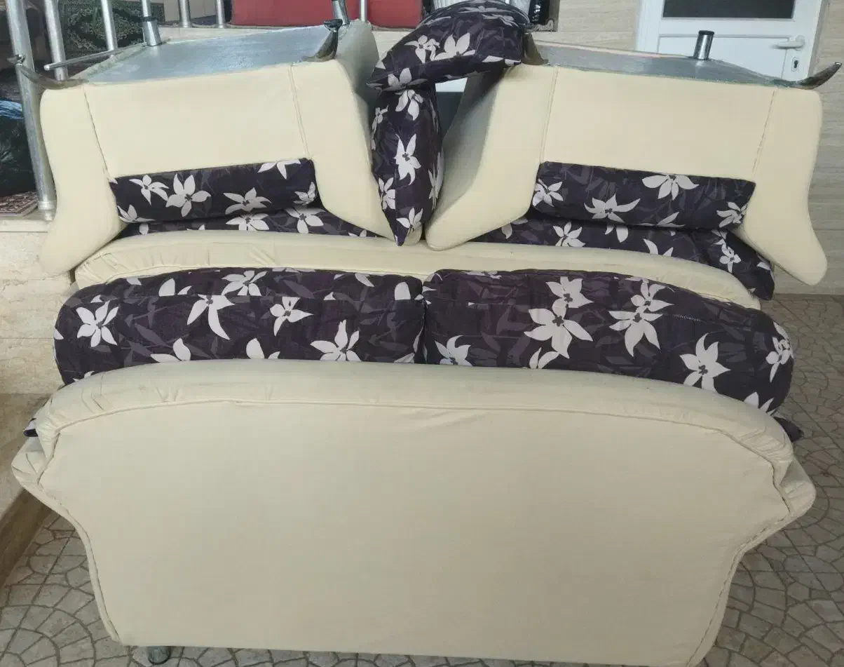 مبل ۷ نفره|مبلمان خانگی و میز عسلی|بندر انزلی, کلیور|دیوار