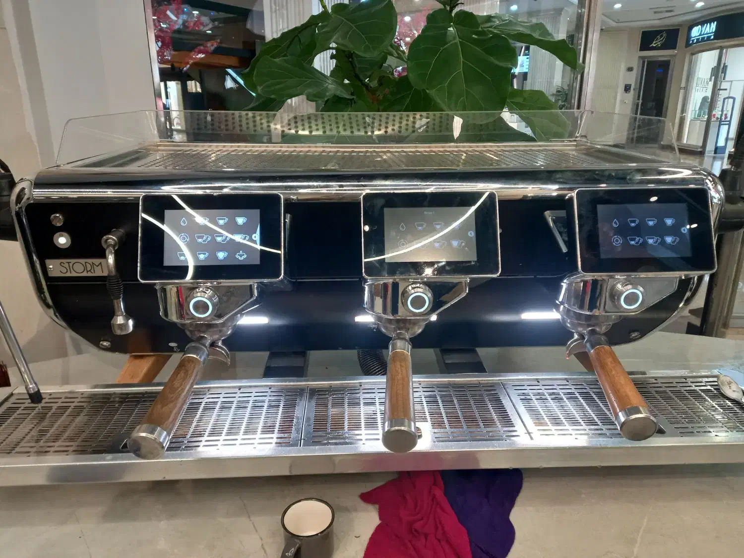 تعمیر تخصصی اسپرسوساز و یخساز در محل|کافیشاپ و رستوران|تهران, تهرانسر شرقی|دیوار