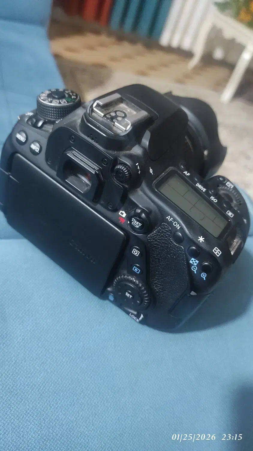 دوربین 80D فروشی|دوربین عکاسی و فیلم‌برداری|القجر, |دیوار