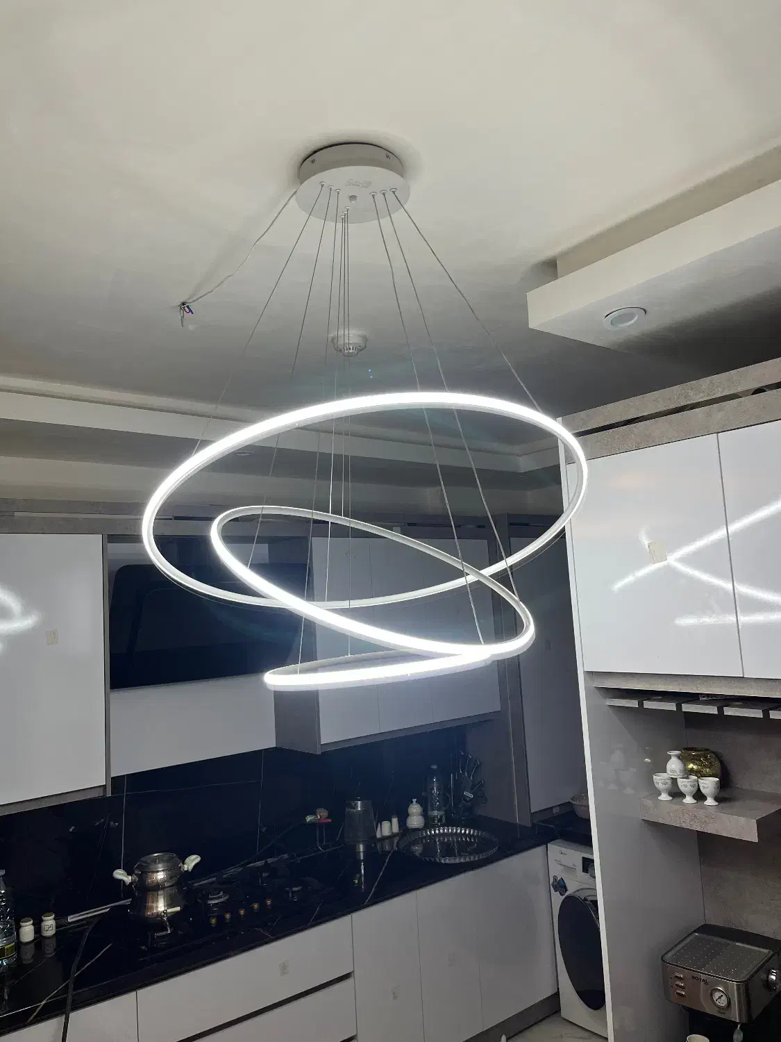 لوستر سه حلقه نو|لوستر و چراغ آویز|شیروان (خراسان), |دیوار