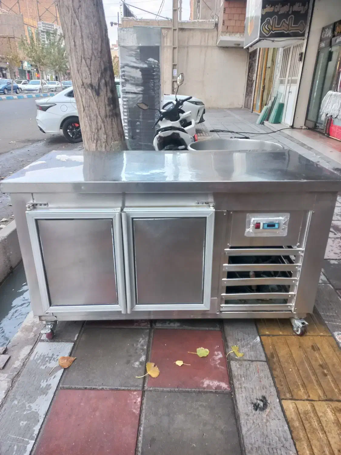 فریزر میز کاری موتور فرانسه ۱نیم متری|کافی‌شاپ و رستوران|تهران, باشگاه نفت|دیوار
