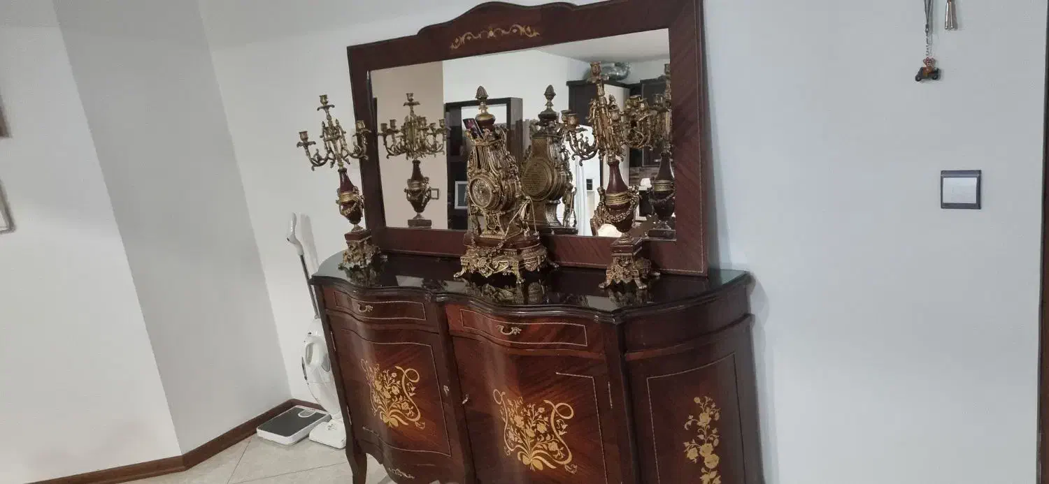 اینه و کنسول و لاله|مبلمان خانگی و میز عسلی|مشهد, رضاشهر|دیوار