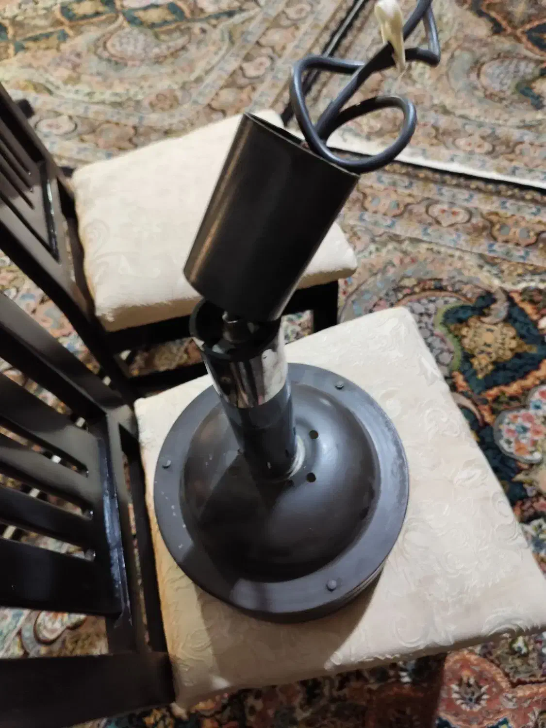 چراغ خواب|چراغ خواب و آباژور|اندیشه, اندیشه فاز ۴|دیوار