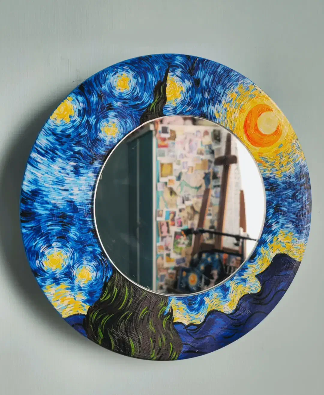 آینه و دیوارکوب|آینه|دوگنبدان, |دیوار