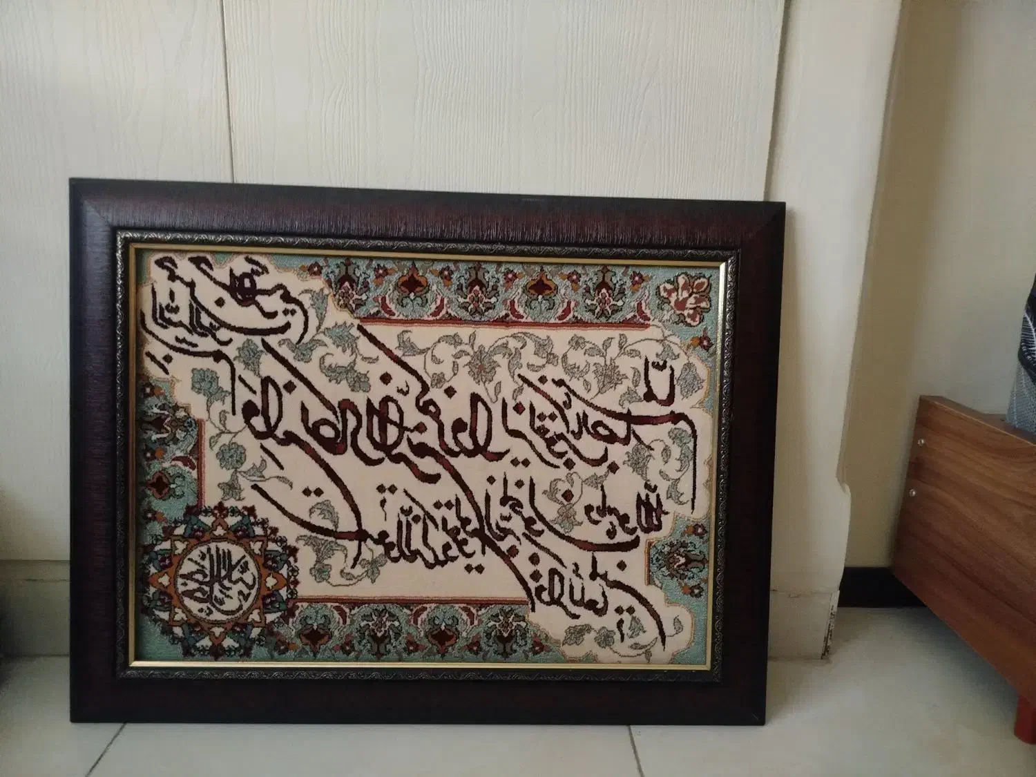 گلدان وتاباو|گل مصنوعی|تهران, بهاران|دیوار