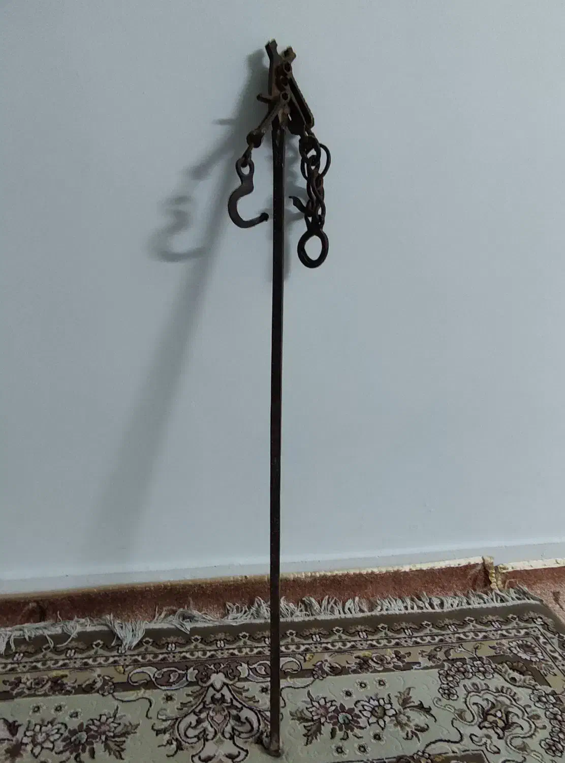 قپان قدیمی صدساله|کلکسیون اشیاء عتیقه|ملارد, |دیوار