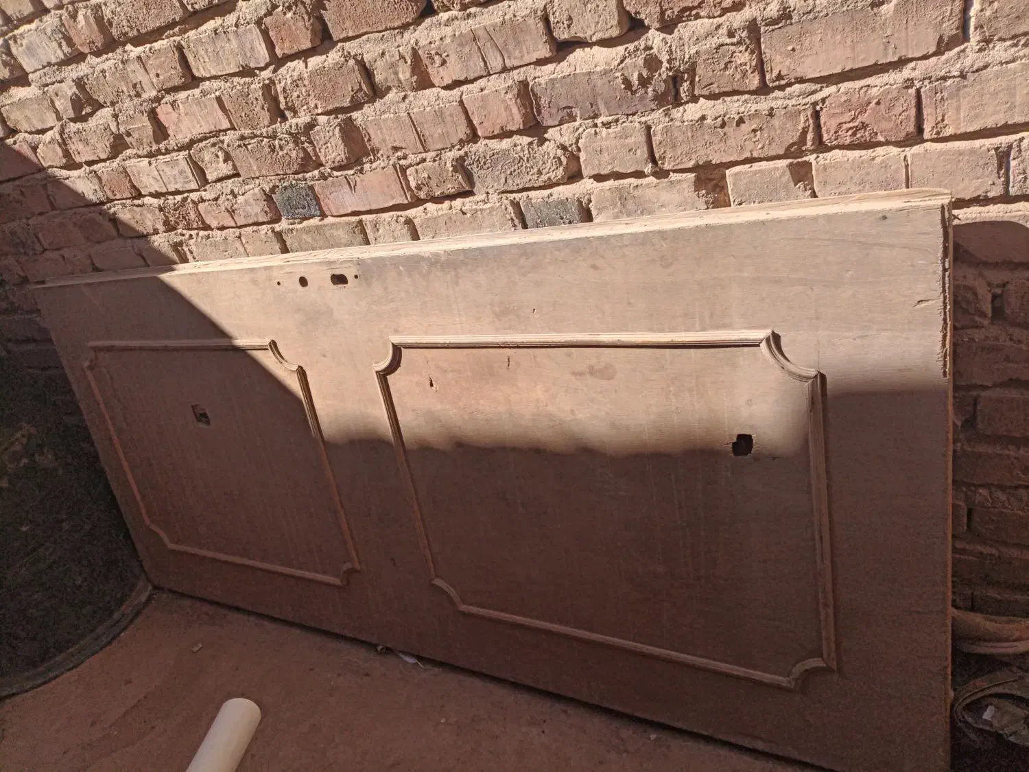 در دسته دوم .|صندلی و نیمکت|خاش, |دیوار