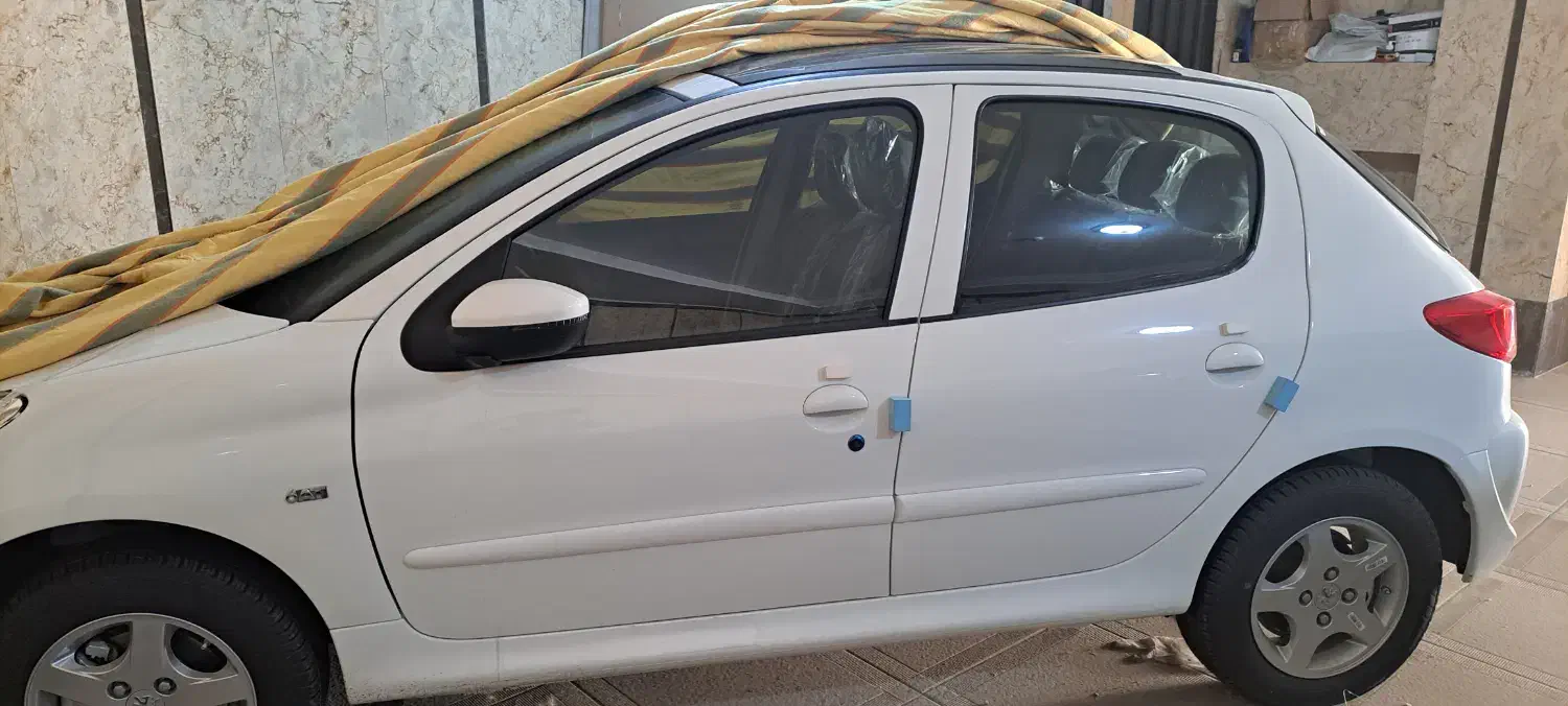 ۲۰۷اتومات سقف شیشه ای|خودرو سواری و وانت|کرمانشاه, |دیوار