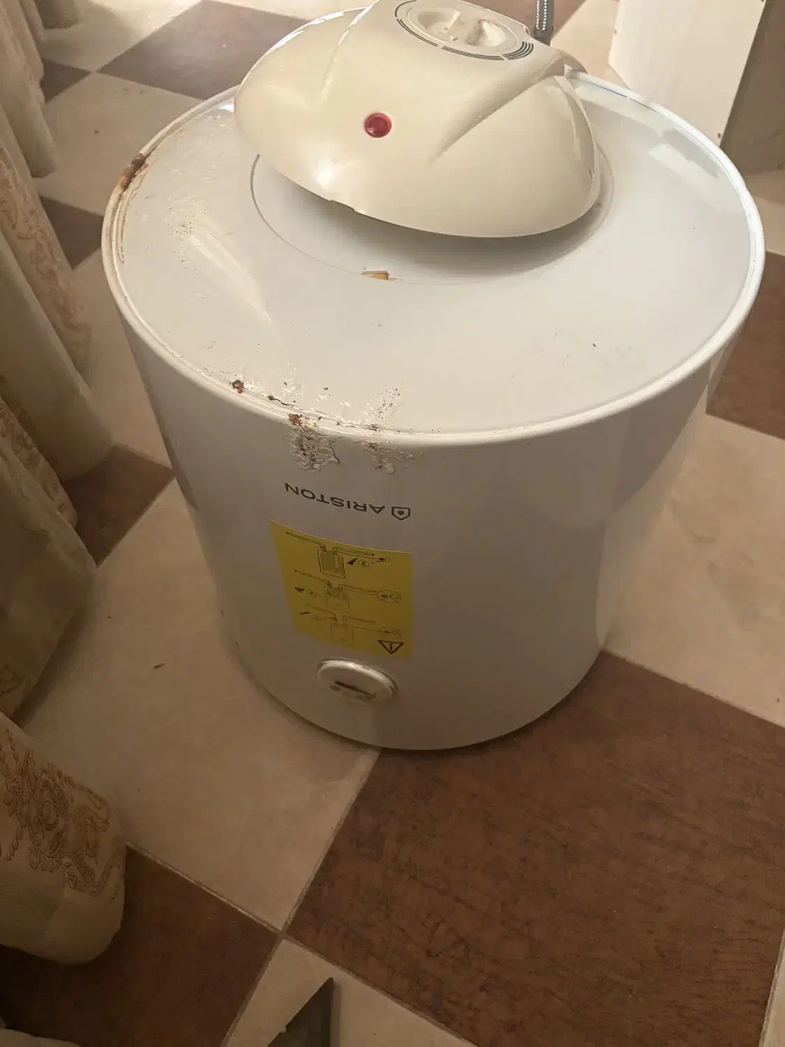 فروش آبگرمکن آریستون|آبگرمکن، پکیج، شوفاژ|بندرعباس, |دیوار