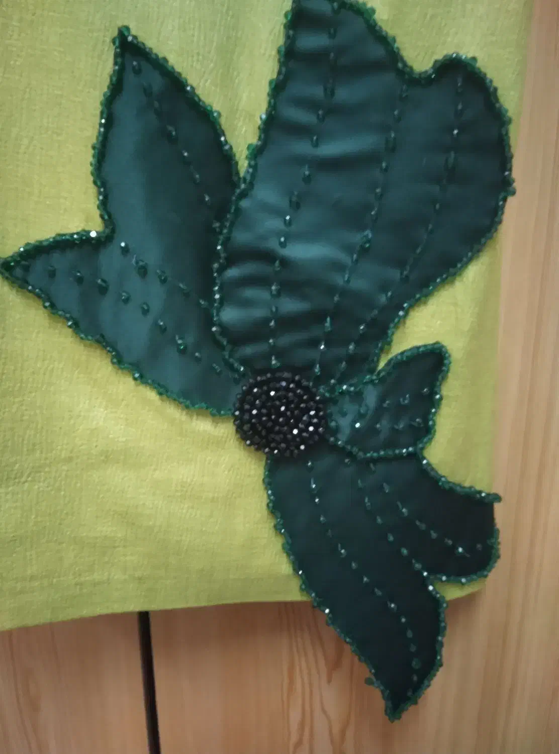 لباس مجلسی کار دست|لباس|رشت, شهریاران|دیوار