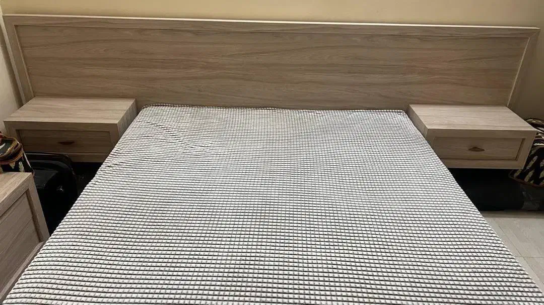 تختخواب دونفره|تخت و سرویس خواب|صدرا-فارس, فاز ۱|دیوار