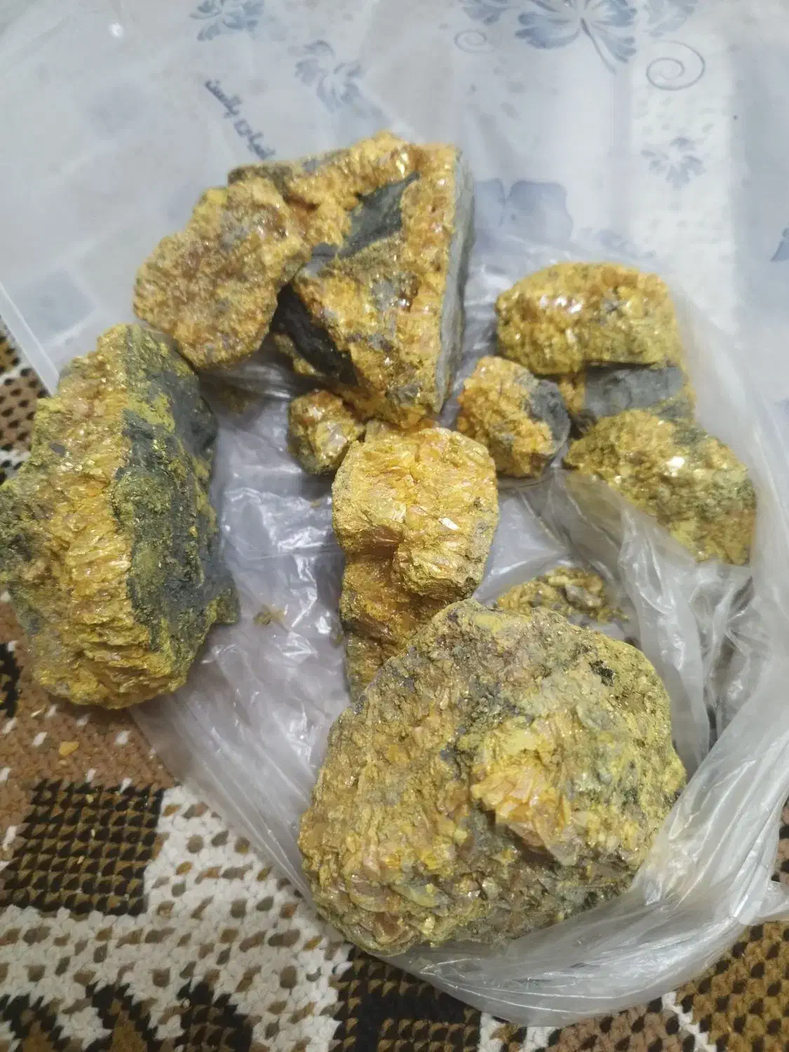 سنگ زرنیخ برای تولید نوره درجه یک و عالی|عمده‌فروشی|تکاب, |دیوار