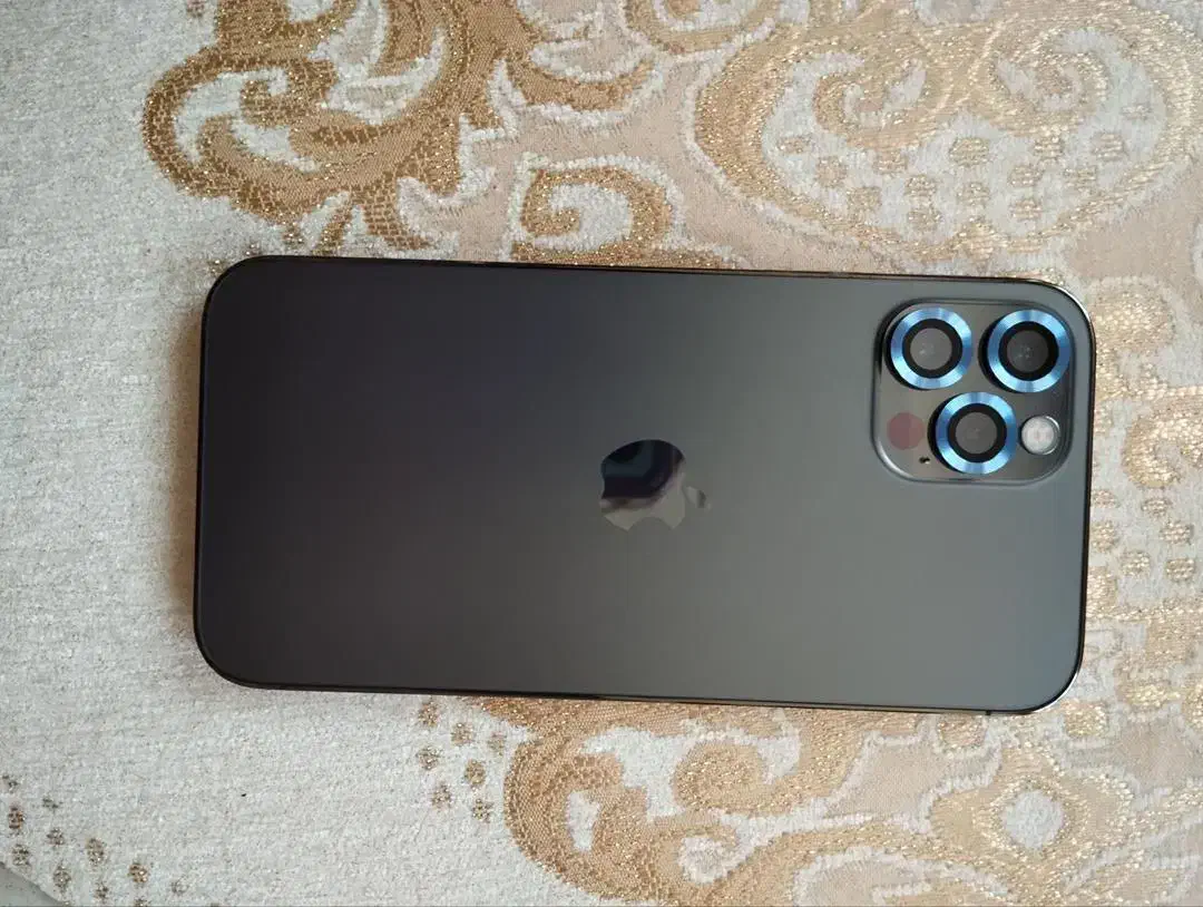 12pro عروسک در حد|موبایل|تبریز, |دیوار