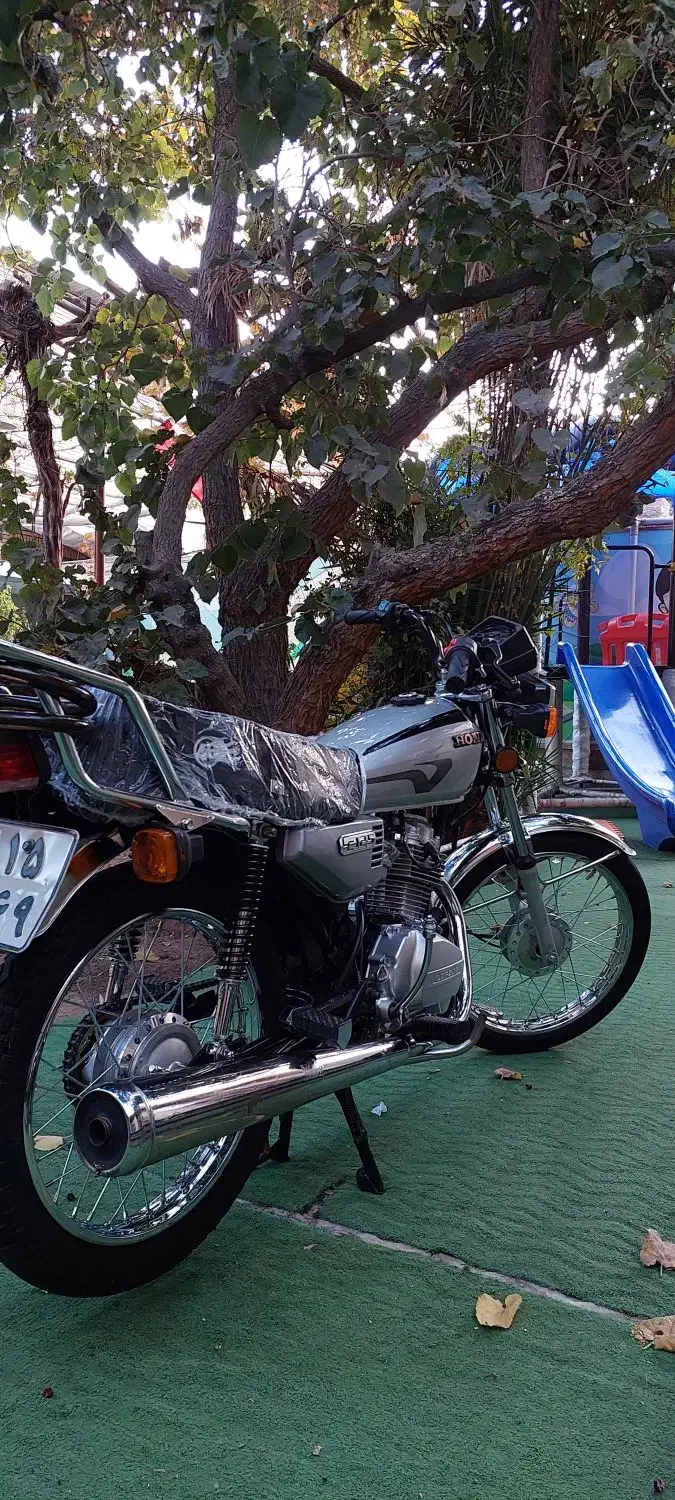 موتور سیکلت ۱۲۵ لیفان ۵ دنده کارخانه|موتورسیکلت|کرمان, |دیوار