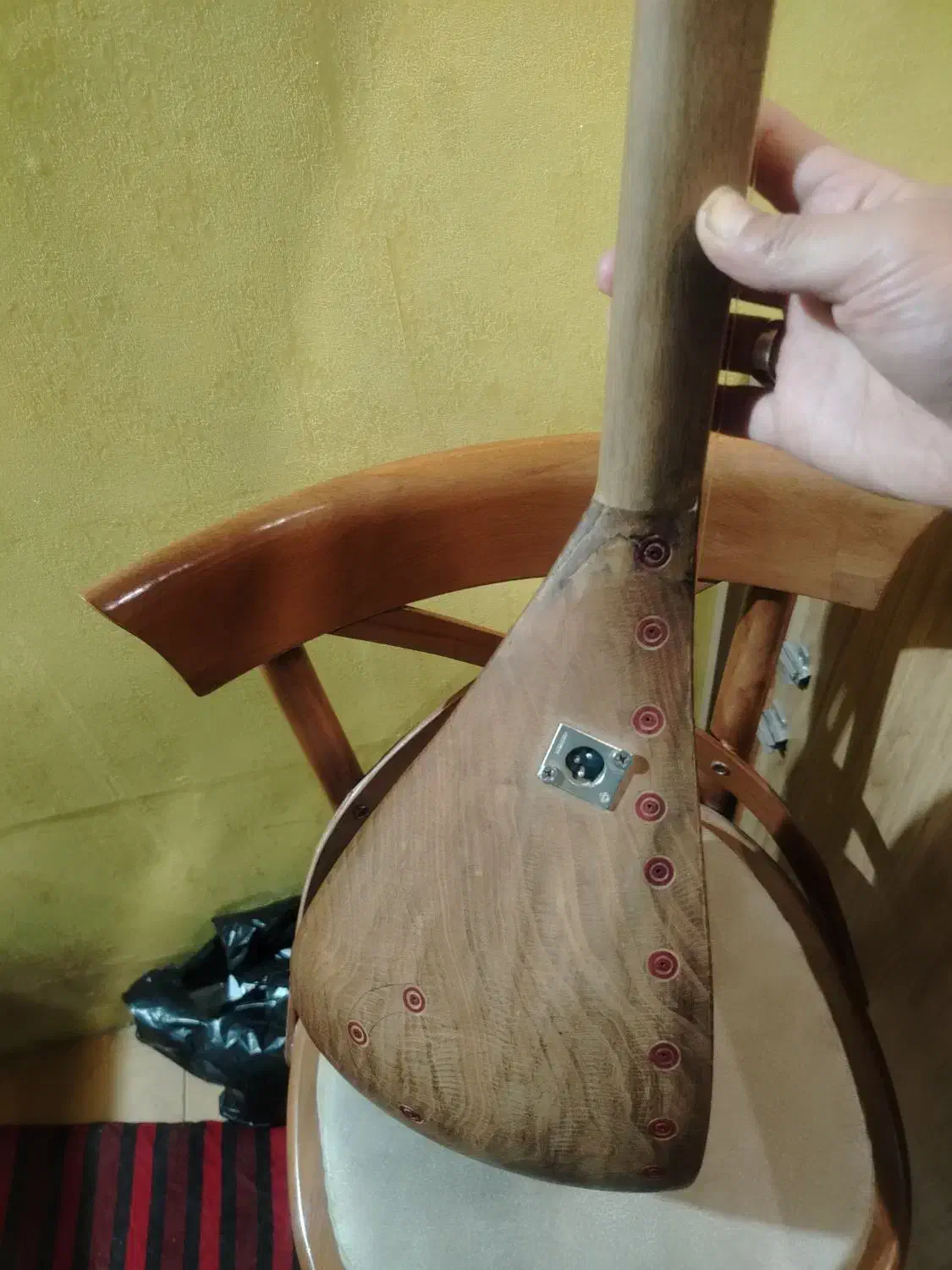 دمبوره دوتار افغانستان|سازهای سنتی|مشهد, نیزه|دیوار