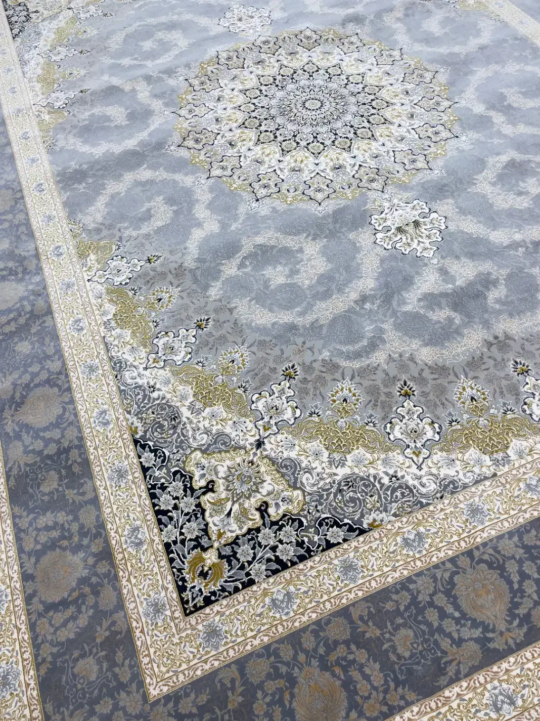 فرش۱۲متری۱۲۰۰شانه جفت (نو )توحید۲ فرش ماندگار|فرش|بیرجند, |دیوار