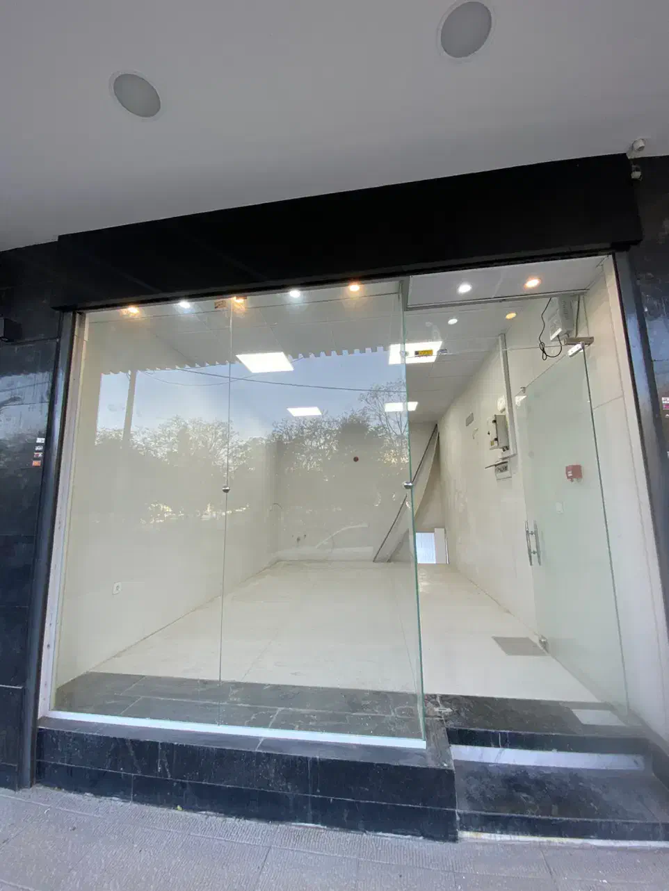 تجاری چهارراه فلاطوری|اجارهٔ مغازه و غرفه|اصفهان, شیخ اشراق|دیوار