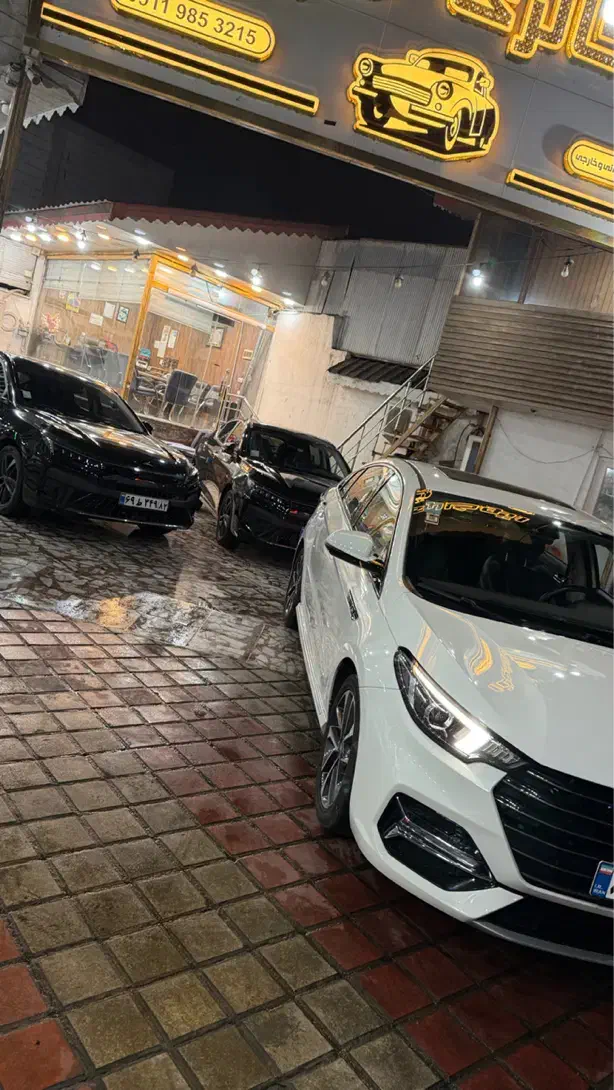 اریزو ۶ پرو مدل ۴۰۲ بیرنگ بی نقطه|خودرو سواری و وانت|رشت, استقامت ۱|دیوار