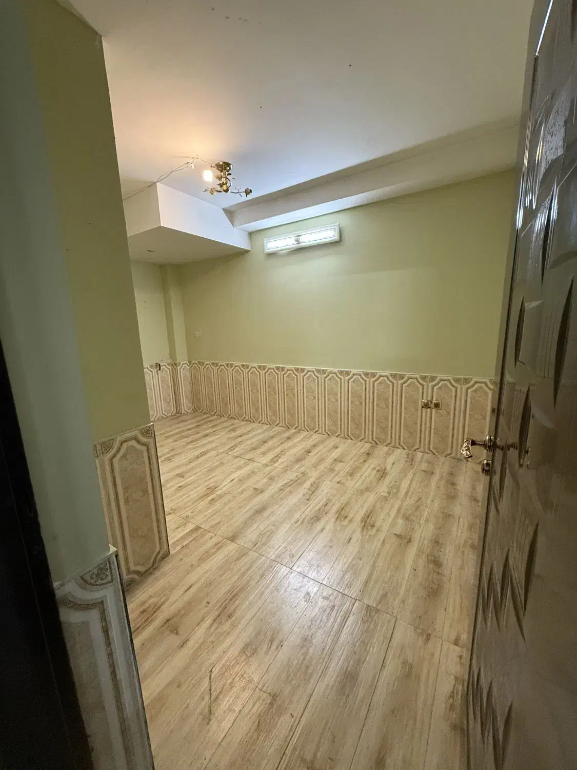 اجاره لاین و اتاق در سالن زیبایی|اجارهٔ دفتر کار، اتاق اداری، مطب|مشهد, کارگران|دیوار