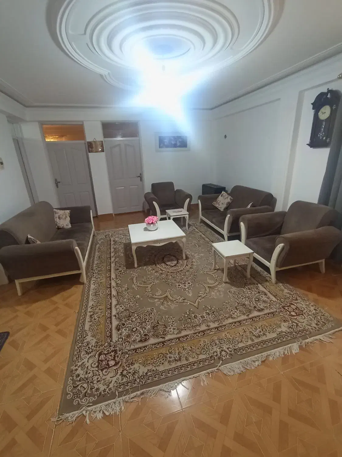 سرویس کامل حال|مبلمان خانگی و میز عسلی|طاهرگوراب, |دیوار