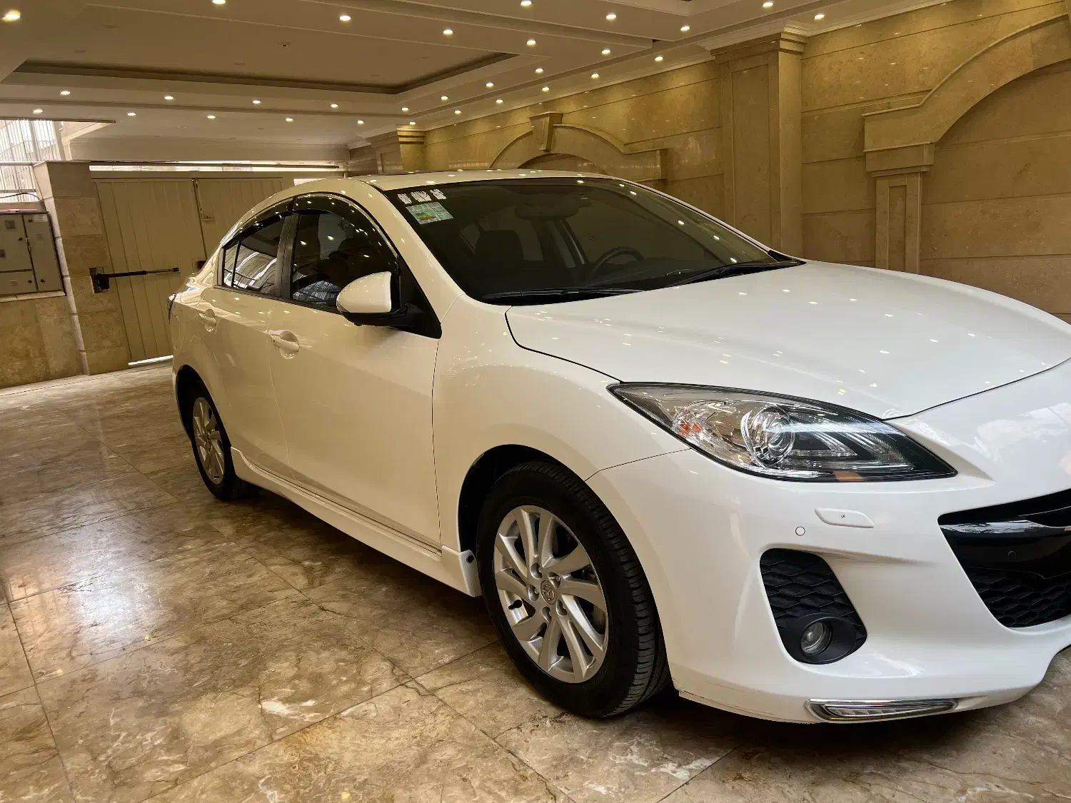 مزدا نیو ۹۵ بدون مشابه|خودرو سواری و وانت|آمل, |دیوار