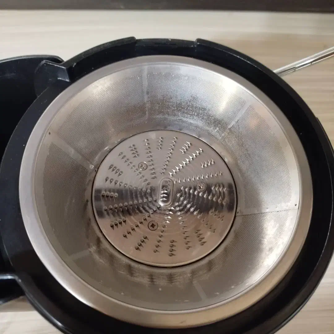 آبمیوه گیری|آبمیوه‌گیر و آب‌مرکبات‌گیر|هشتگرد, فاز ۳ مهستان|دیوار