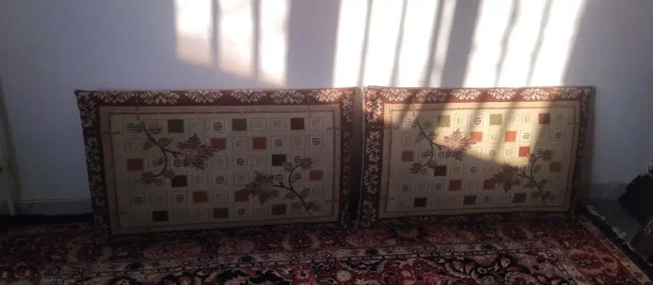 فرش ویک جفت پشتی|پشتی|قزوین, |دیوار