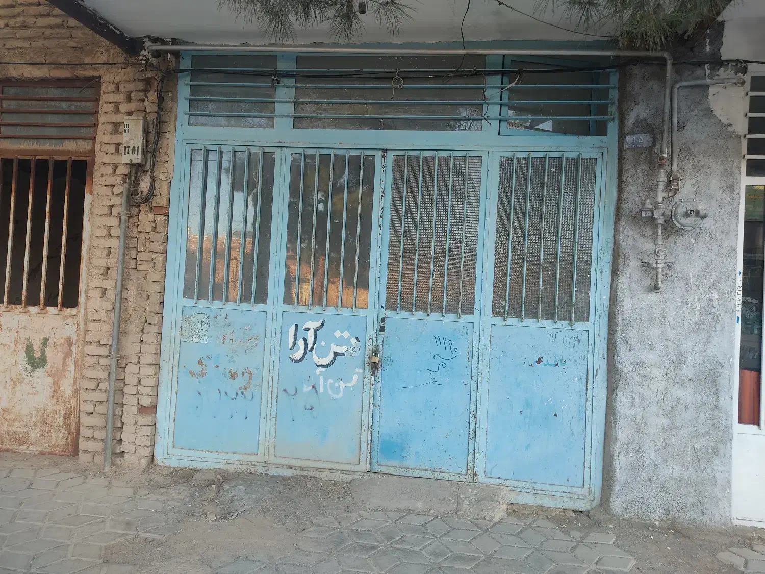 اجاره مغازه|اجارهٔ مغازه و غرفه|گناباد, |دیوار