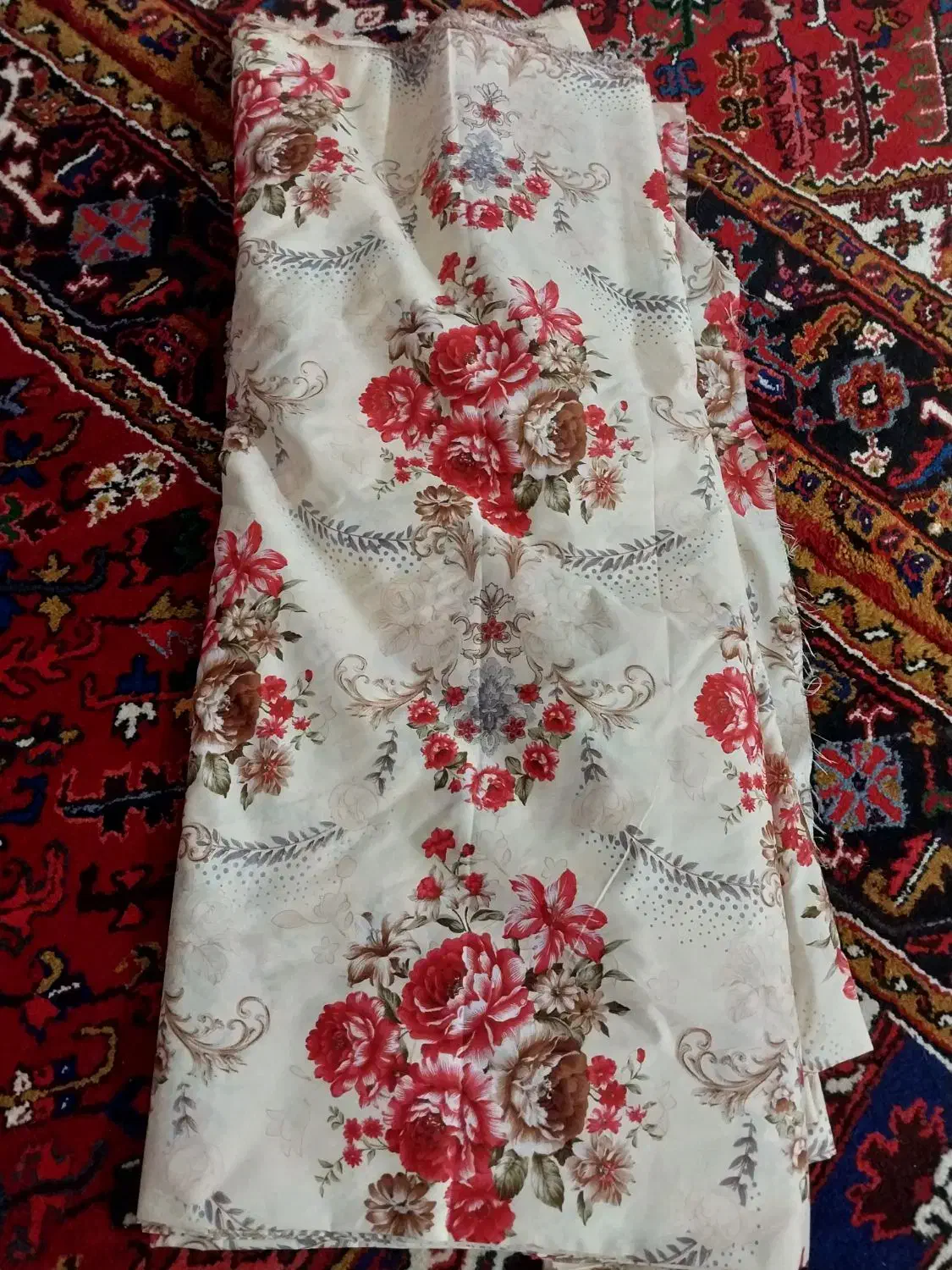 پارچه زیبا رو|لوازم خیاطی و بافتنی|آذرشهر, |دیوار