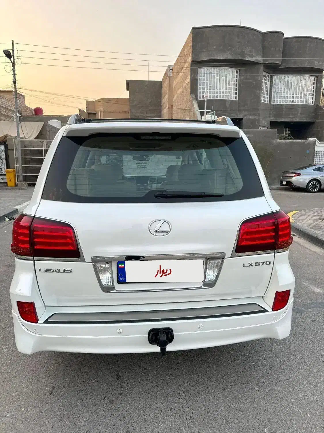 Lx570 لکسوس گذر موقت 2011|خودرو سواری و وانت|تهران, ولنجک|دیوار