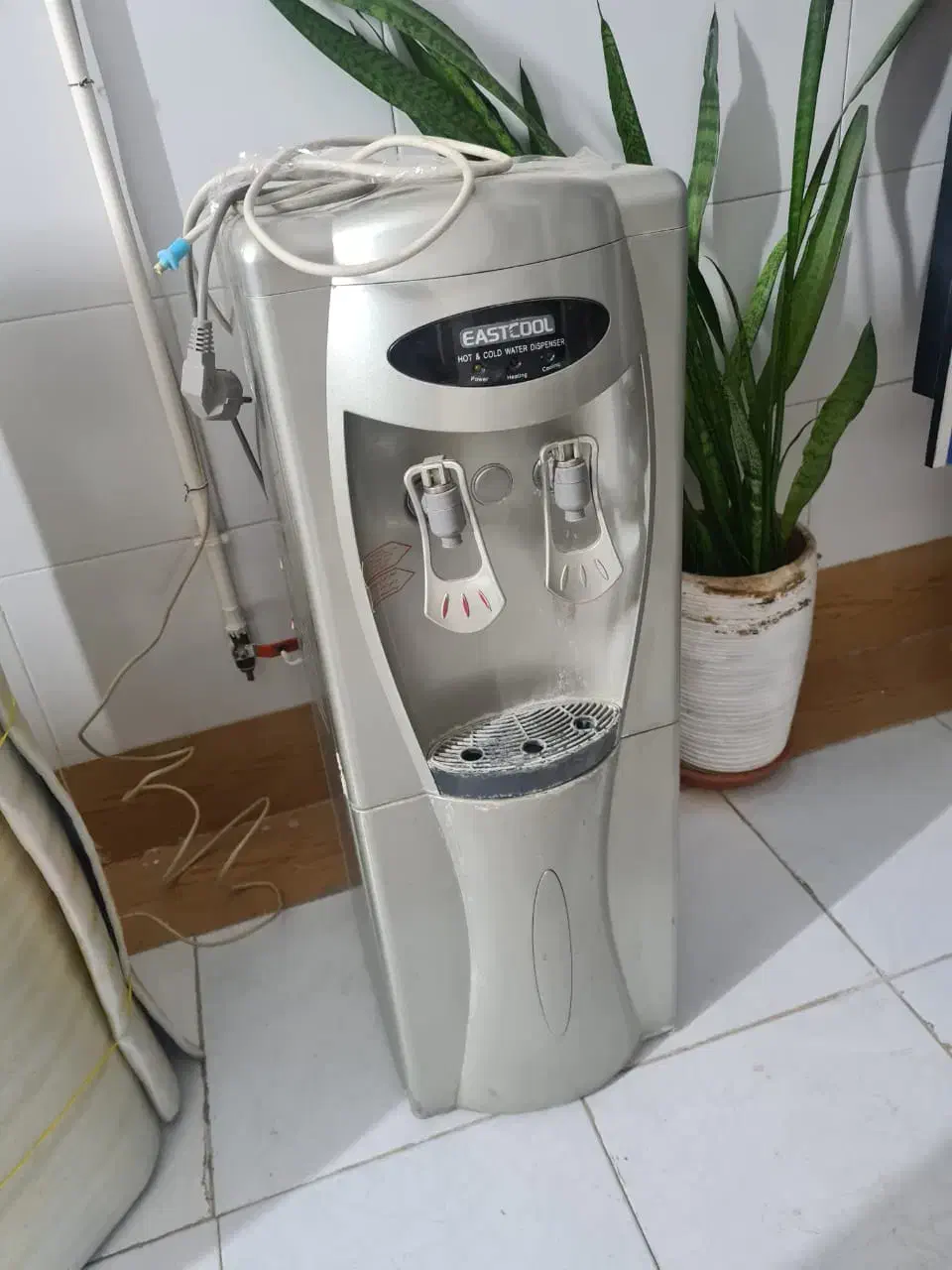 آب سرد کن یخچال دار|آب‌سردکن و تصفیه آب|تهران, شادمان|دیوار