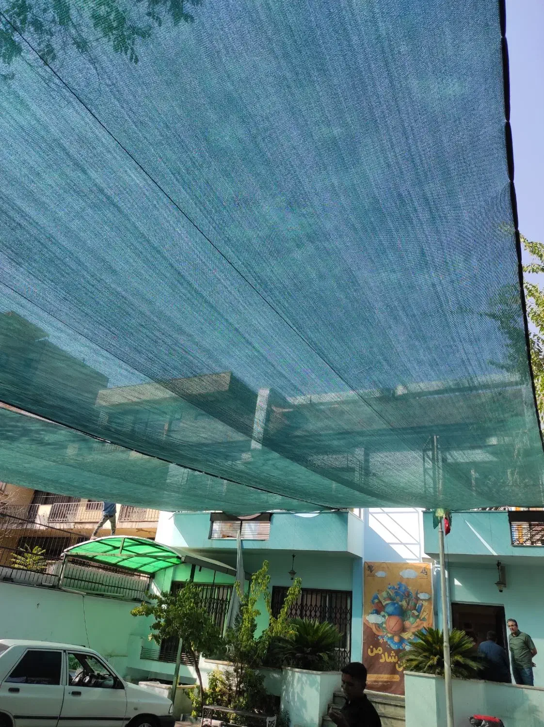 توری سایبان/ شید سایبان/سایبان مدرسه/ سایبان متحرک|عمده‌فروشی|تهران, پرستار|دیوار