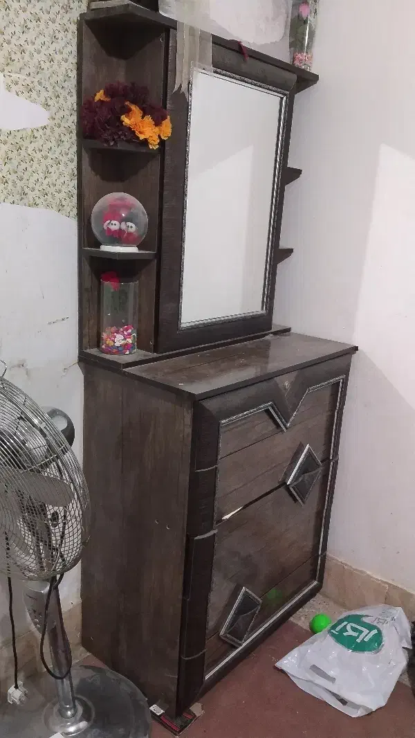 کمد و میز آرایش|جاکفشی، کمد، دراور|کرباسک, |دیوار