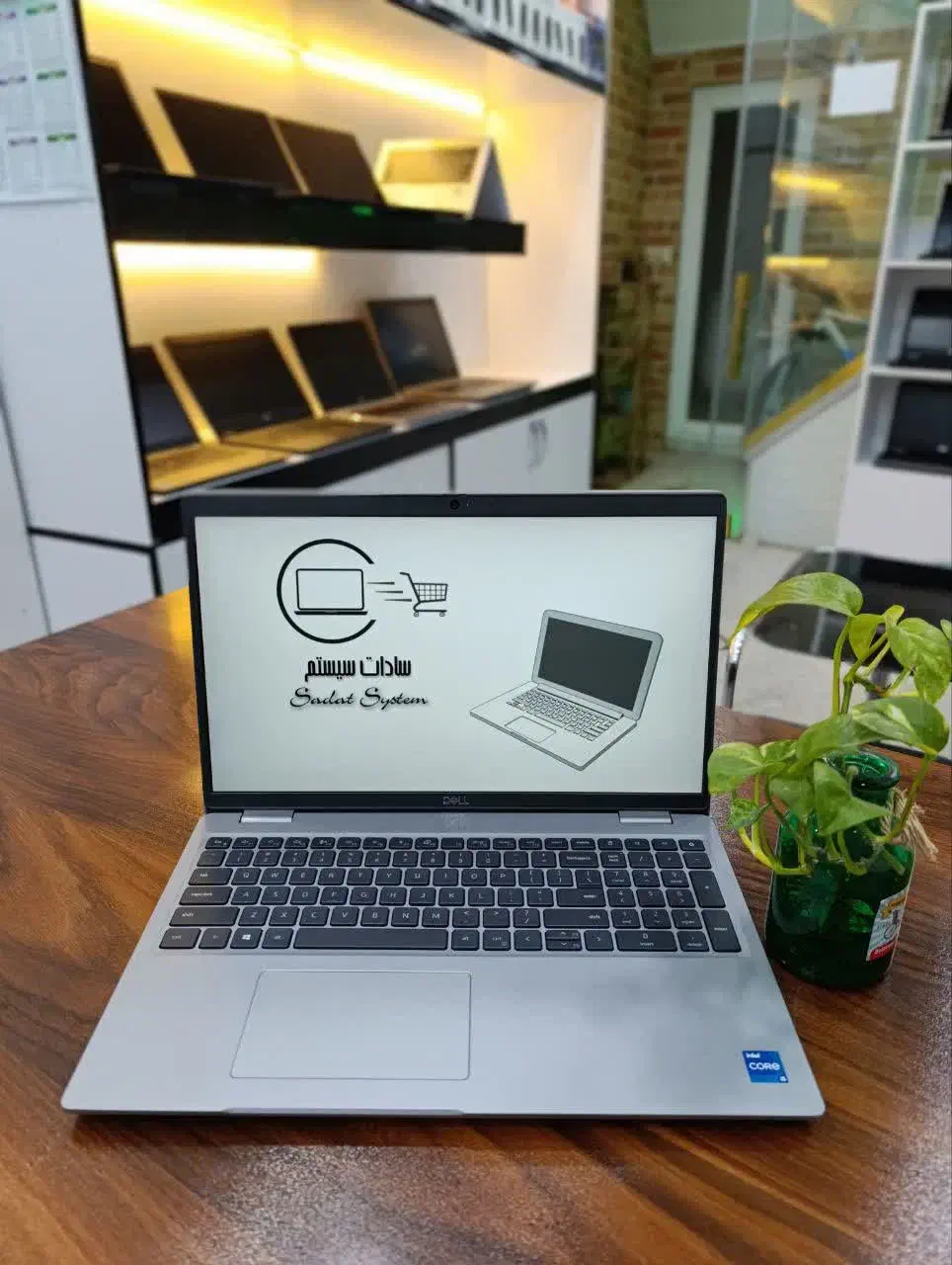 لپ تاپ دل i5 نسل ۱۱ رم ۱۶ مشابه نو شرایط ۱ ساله|رایانه همراه|کاشان, میدانگاه آقا|دیوار